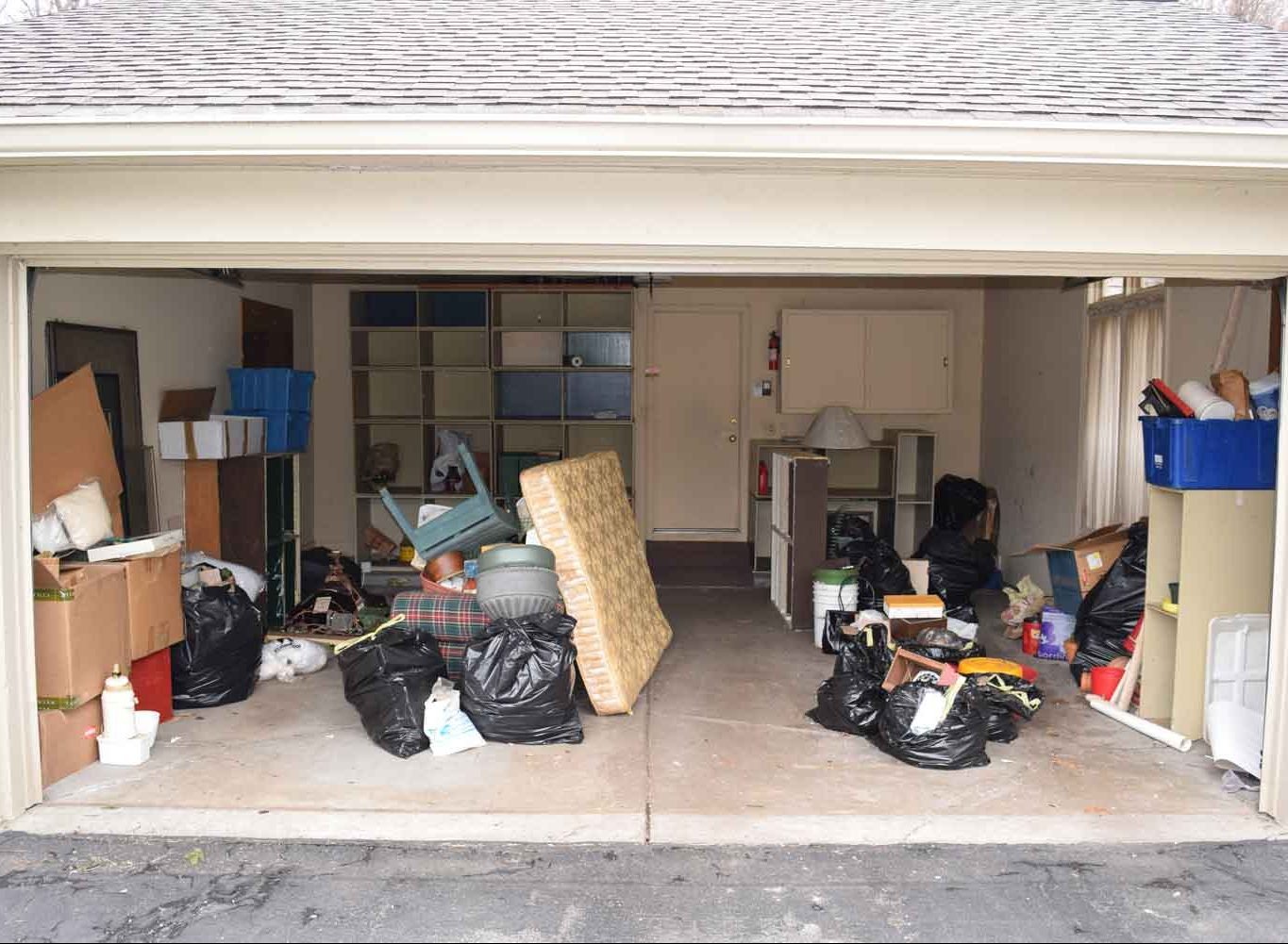 Garage-cleanout-Bloomfield-Hills-before