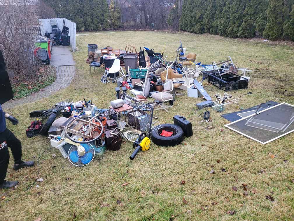 Bloomfield hoarder clean out